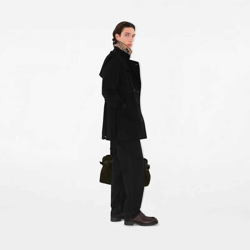 Short Kensington Heritage Trench Coat in Black - Men, Cotton Gabardine | Burberry® Official