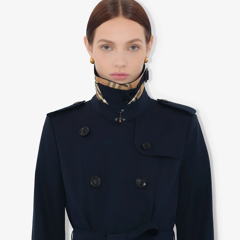 Mid-length Chelsea Heritage Trench Coat in Coal blue - Women, Cotton Gabardine | Burberry® Official