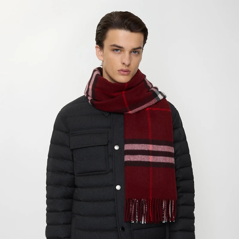 Wide Check Cashmere Scarf in Oxblood red | Burberry® Official