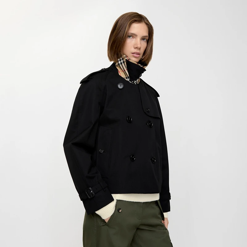 Cropped Gabardine Mayfair Trench Jacket in Black - Women | Burberry® Official