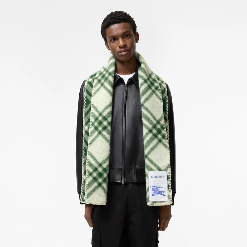 Check Wool Scarf in Tennis green | Burberry® Official