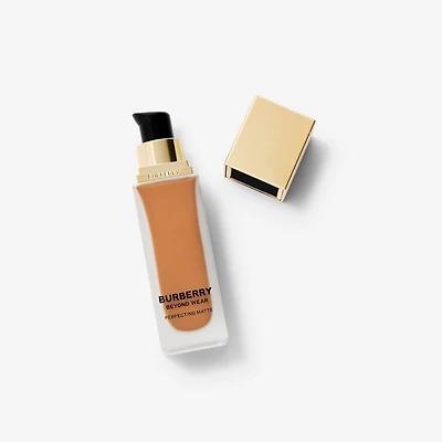 Beyond Wear Perfecting Matte Foundation – -Deep Warm
