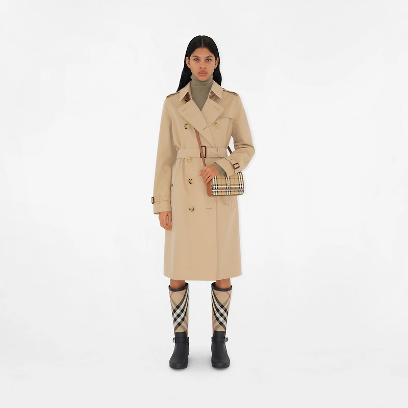 Hampshire Bag in Archive beige/briar brown - Women | Burberry® Official