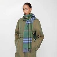 Check Cashmere Scarf in Holly green | Burberry® Official