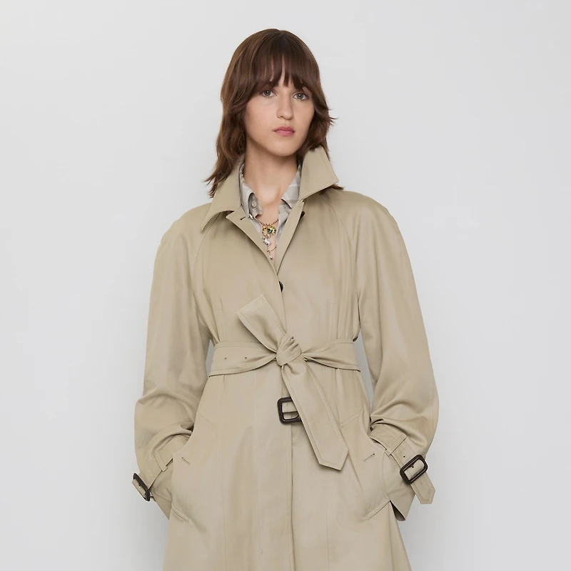 Long Gabardine Ellingham Fit-and-flare Car Coat in Quill beige - Women | Burberry® Official