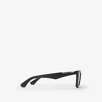 Classic Rectangular Sunglasses​ in Black - Men | Burberry® Official