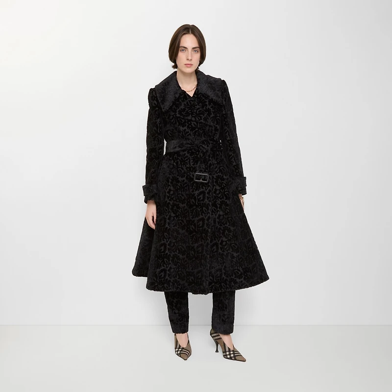 Vine Silk Blend Velvet Tailored Coat in Black - Women | Burberry® Official