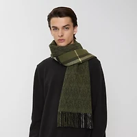 Reversible B Shield Cashmere Scarf in Pea green | Burberry® Official