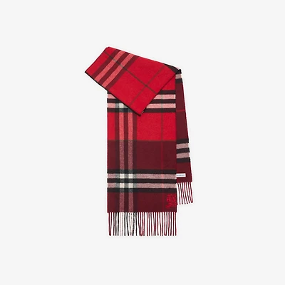 Contrast Check Cashmere Scarf in Post red/oxblood red | Burberry® Official