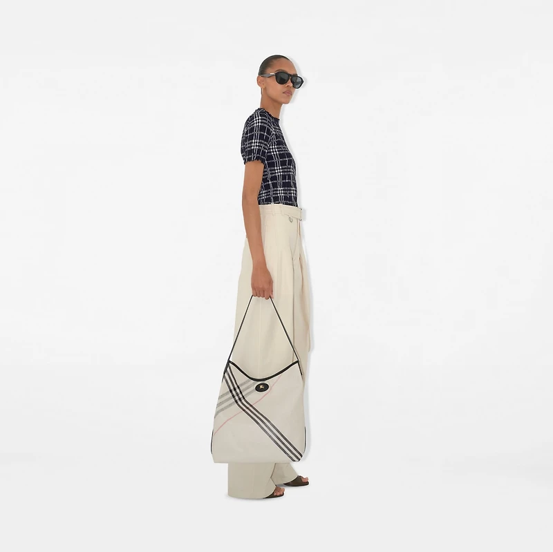 Medium Highlands Shoulder Bag in Soap beige - Women, Cotton, Linen | Burberry® Official