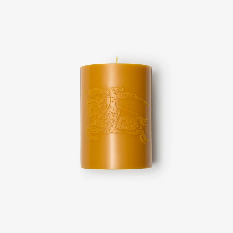 Botanic Garden Candle in Pear yellow | Burberry® Official