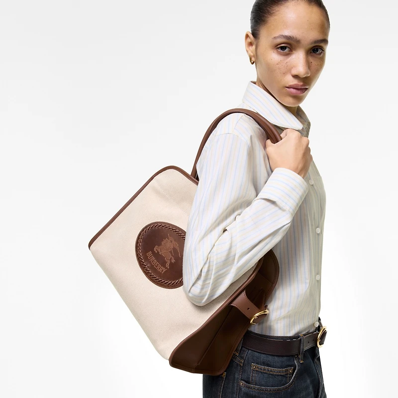 Clovelly Zip Tote in Beige - Women, Cotton | Burberry® Official