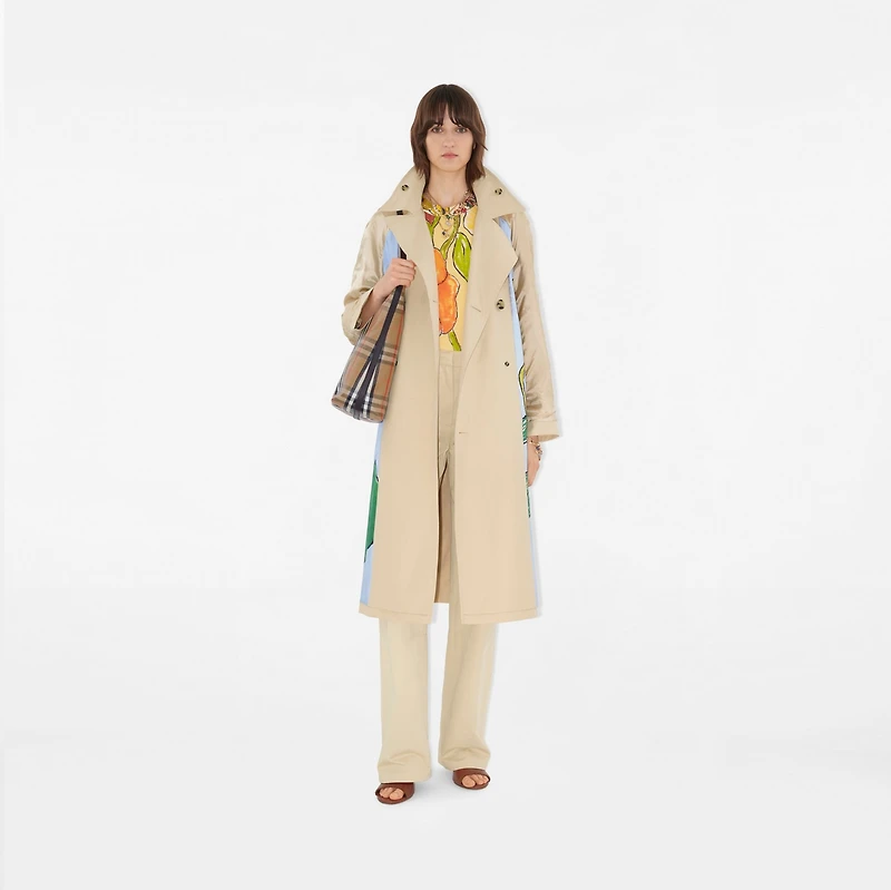 Long Highgrove Castleford Trench Coat in Nutmeg - Women, Cotton | Burberry® Official