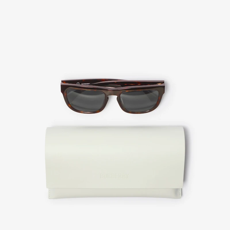 Square Sunglasses in Dark havana | Burberry® Official