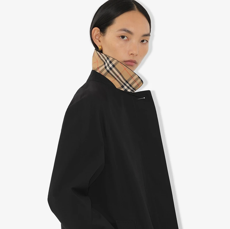 Mid-length Camden Heritage Car Coat in Black - Women | Burberry® Official