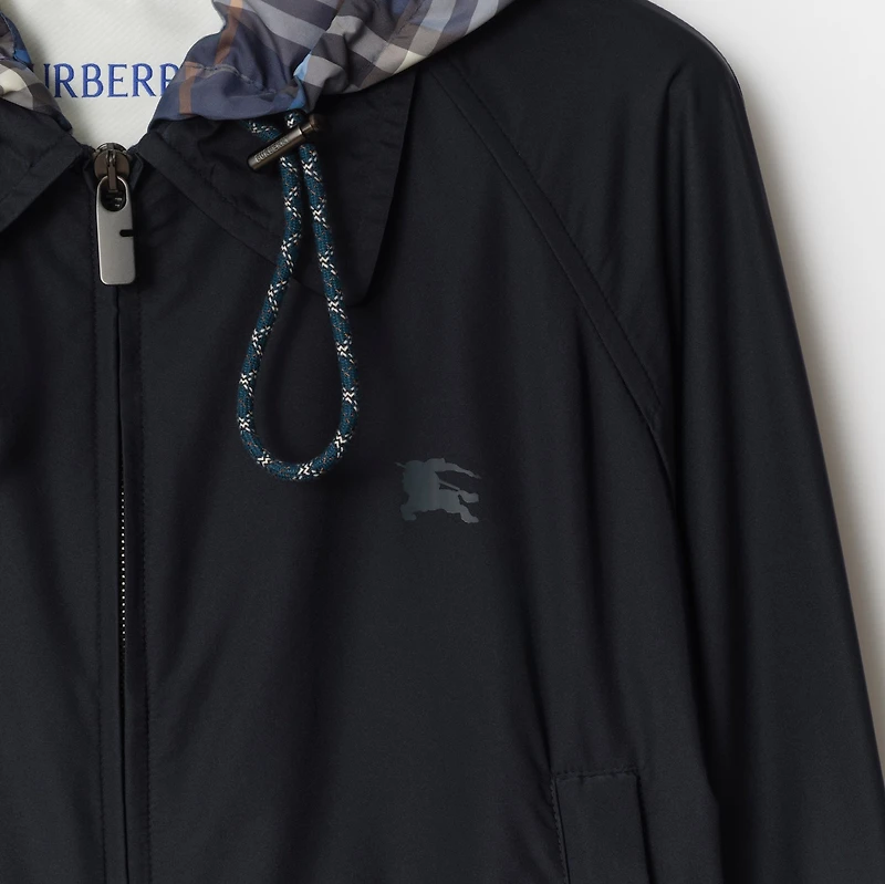 Cropped Newcott Hooded Jacket in Silhouette blue - Women | Burberry® Official