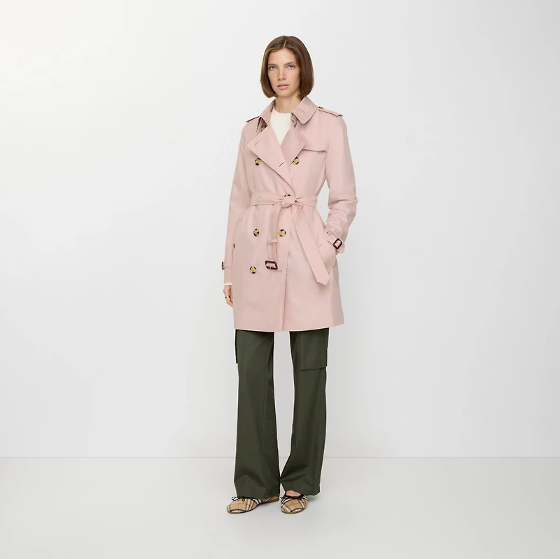 Short Tropical Gabardine Kensington Trench Coat in Pale sugar pink - Women | Burberry® Official