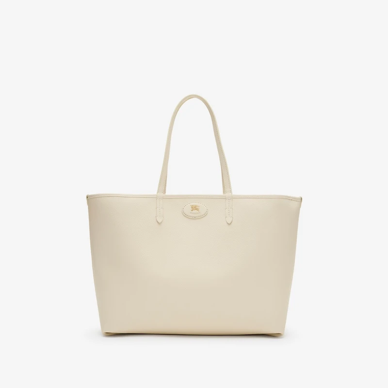Medium Reversible Bloomsbury Tote​ in Soap beige/light beige - Women | Burberry® Official
