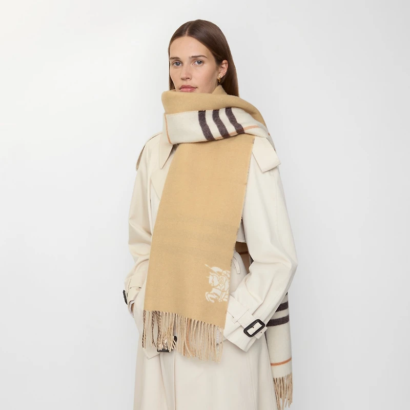 Wide Reversible Check Cashmere Scarf in Pebble white | Burberry® Official
