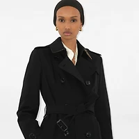 Mid-length Chelsea Heritage Trench Coat in Black - Women, Cotton Gabardine | Burberry® Official