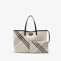 Medium Highlands Tote in Soap - Women, Cotton, Linen | Burberry® Official