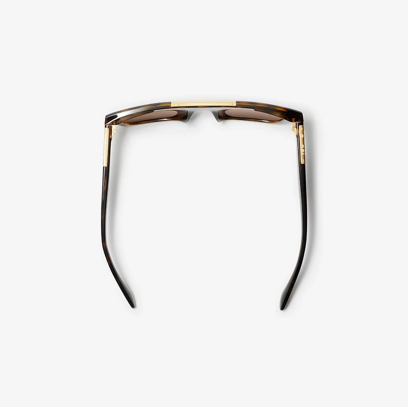 Classic Rectangular Sunglasses​ in Tortoiseshell - Men | Burberry® Official