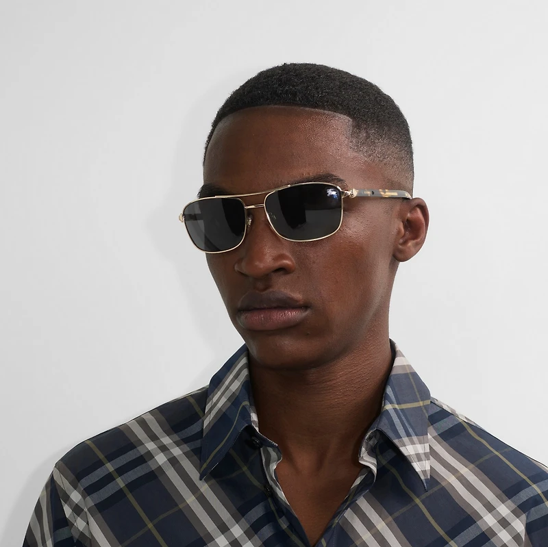 Metal Shield Rectangular Sunglasses​ in Gold