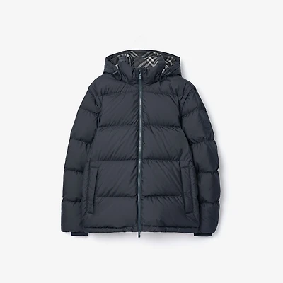 Detachable Sleeve Puffer Jacket in Navy - Men | Burberry® Official
