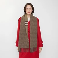 Reversible B Shield Cashmere Scarf in Vole brown | Burberry® Official
