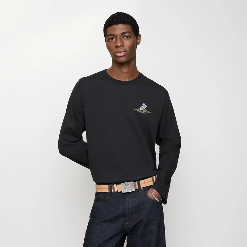 Reversible Engraved Check Belt in Black/sand beige - Men | Burberry® Official