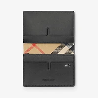 Cotswolds Bifold Card Case​ in Black - Men, Leather | Burberry® Official