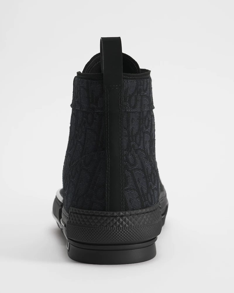 B23 League High-Top Sneaker
