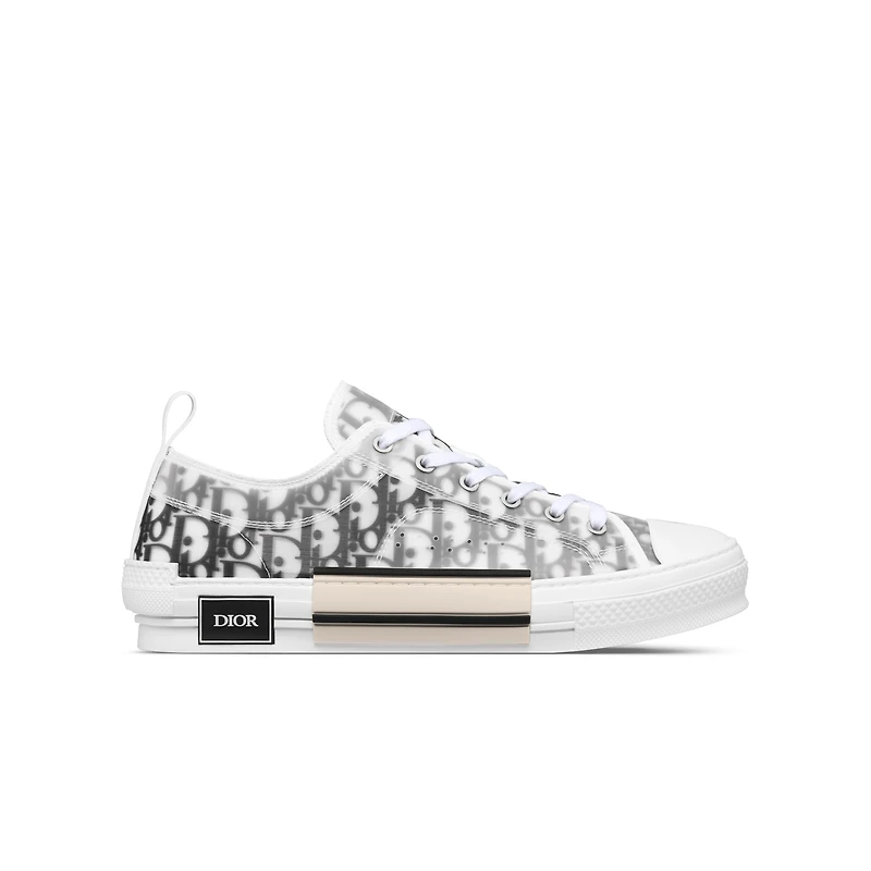 B23 League Low-Top Sneaker
