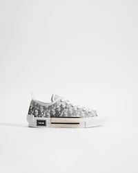 B23 League Low-Top Sneaker
