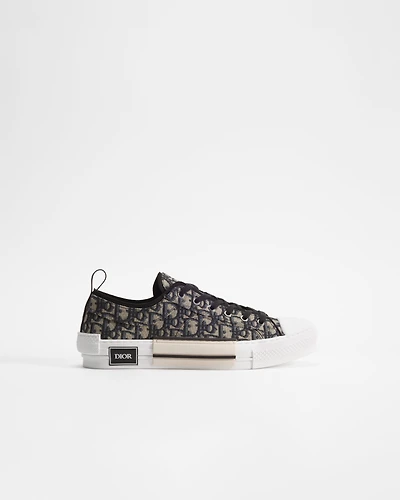 B23 League Low-Top Sneaker