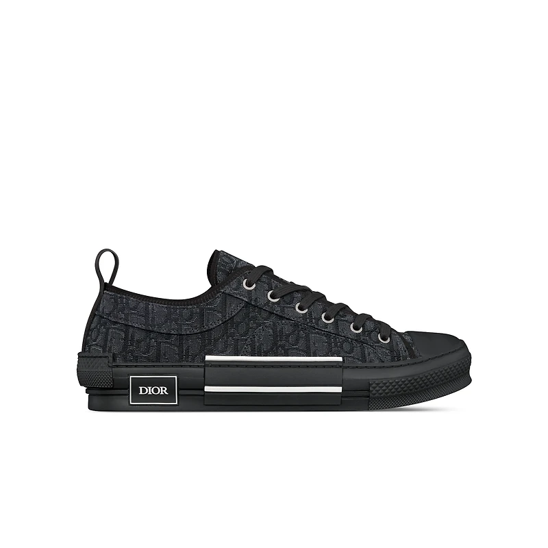 B23 League Low-Top Sneaker