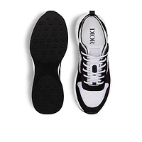 B25 Runner Sneaker