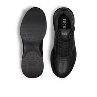 B25 Runner Sneaker