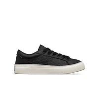 B33 Spin Sneaker