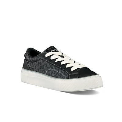 B33 Spin Sneaker
