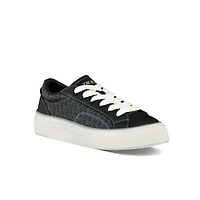 B33 Spin Sneaker