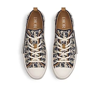 B23 League Low-Top Sneaker