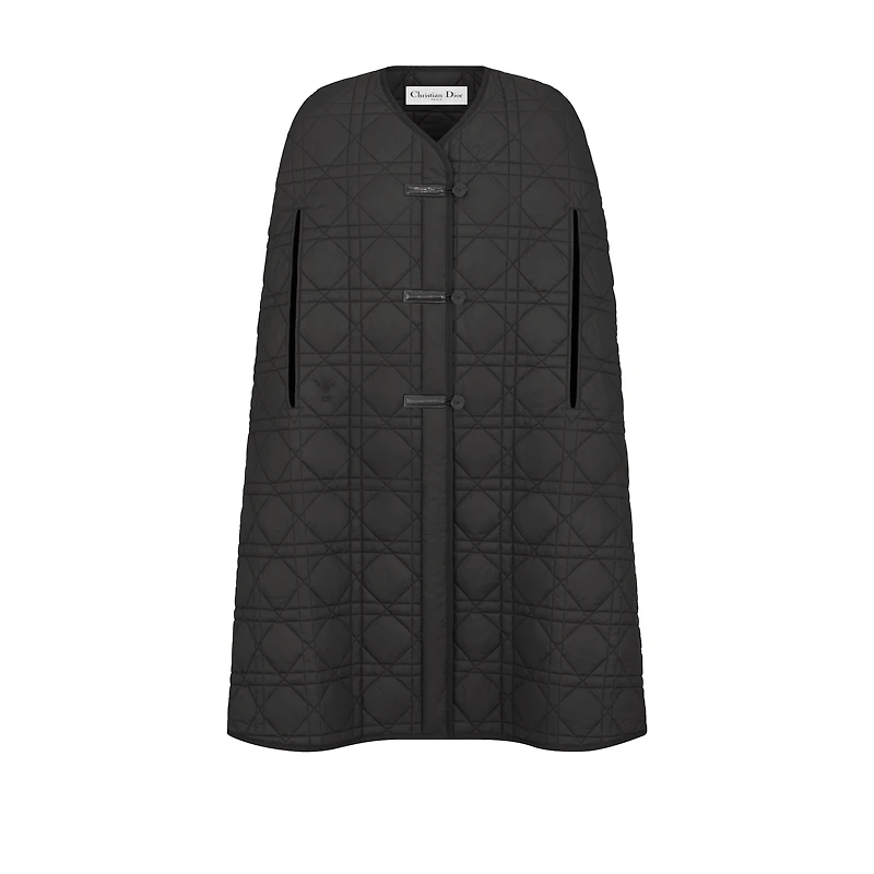 Oversized Macrocannage Cape