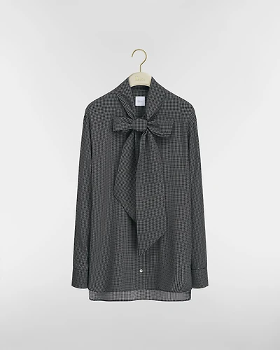 Blouse with Tied Collar