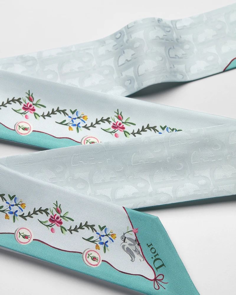 Dioramour Revolution Flowers Mitzah Scarf
