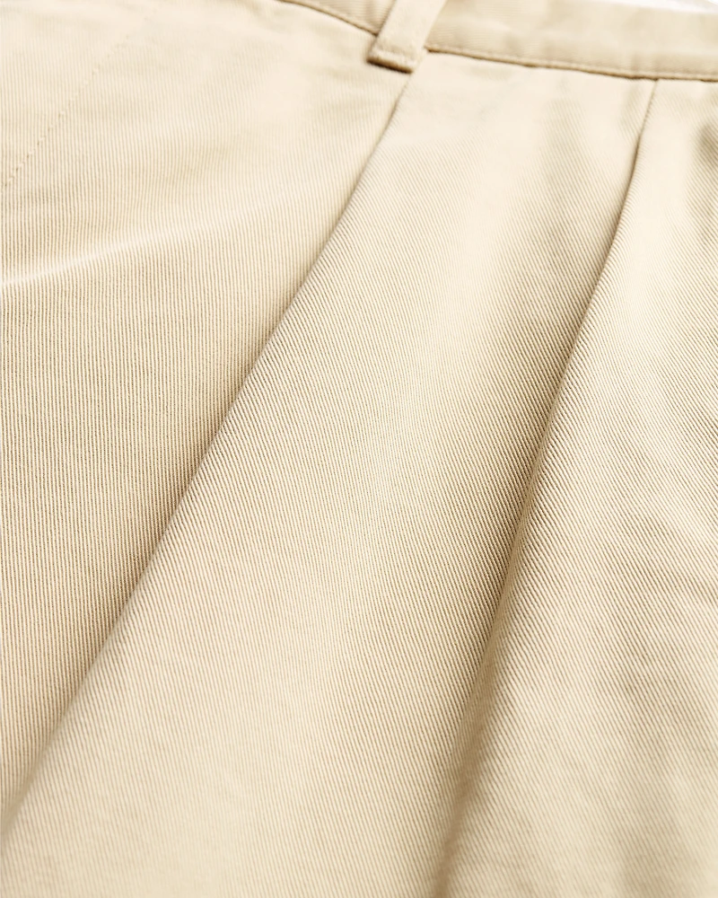 Pleated Chinos