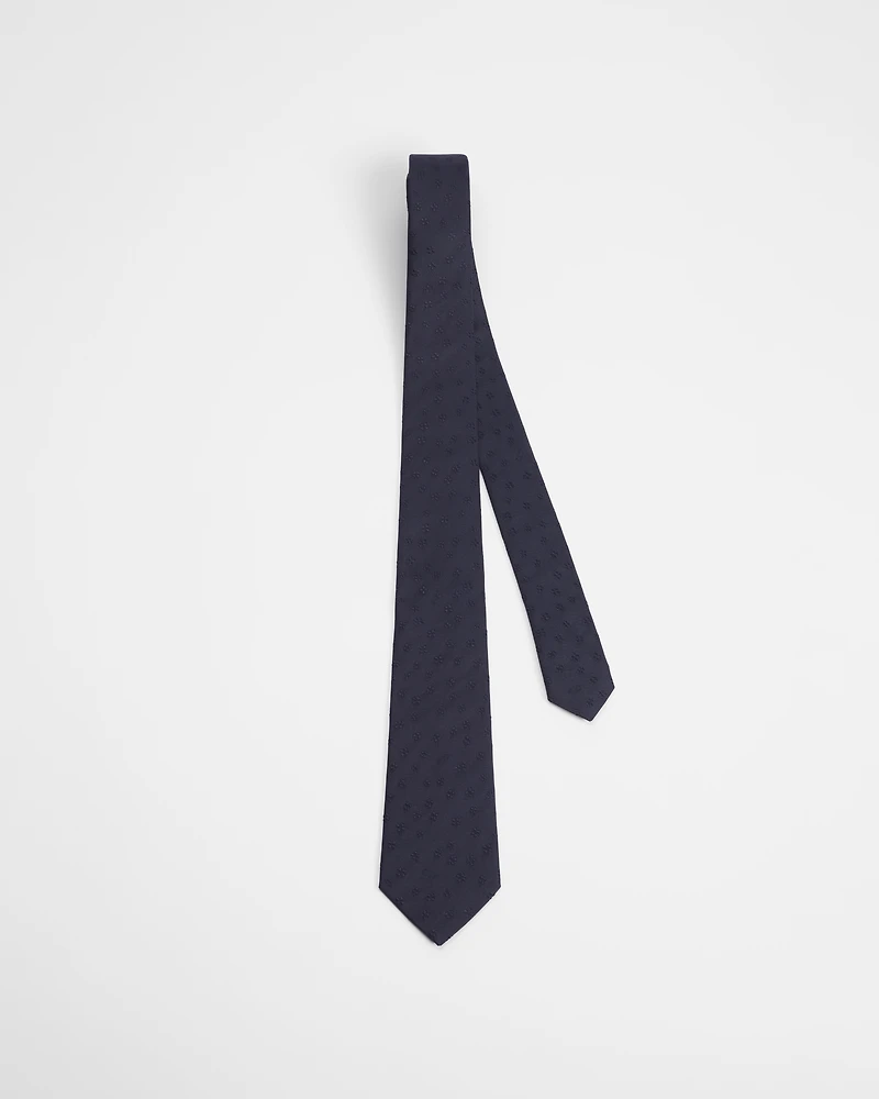 Tie with Clover Motif