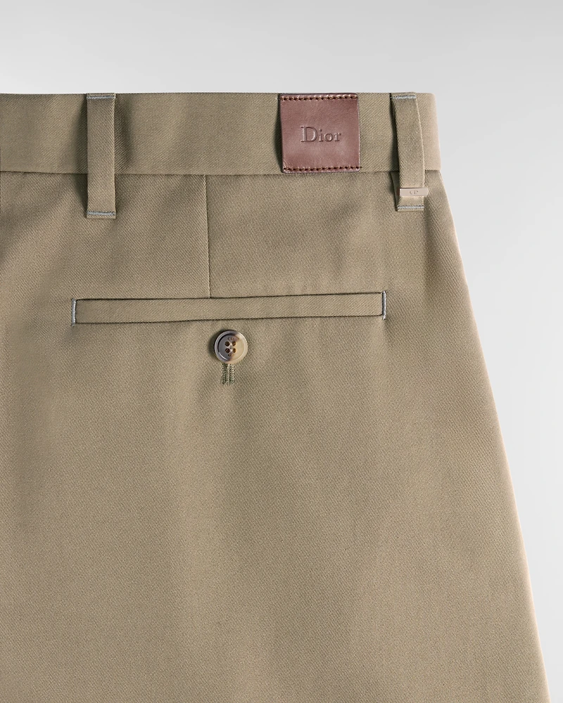 Chinos