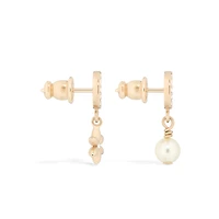 Petit CD Daisy Earrings