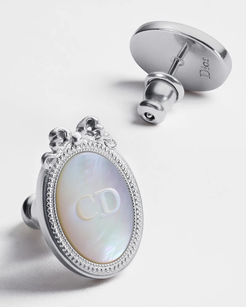 Dior Médaillon Earrings